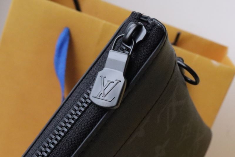 Louis Vuitton Clutch Bags